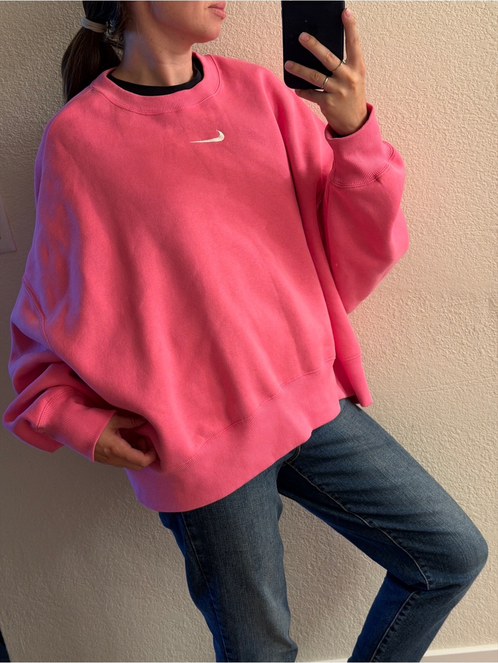 Nike Women's Sportswear Phoenix Fleece Oversized Crew-Neck Sweatshirt warm.